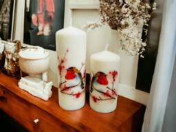 Set Of 2 Robin Tall Pillar Candles, Themed Candle Gift Set, Temembrance Home Decorations, Gifts - thumbnail 1