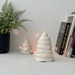 Handcrafted Porcelain Christmas Tree Candle Holder Snowy White Decor - thumbnail 2
