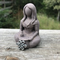 Cerridwen Altar Figurine - Celtic, Goddess Sculpture, Cauldron - thumbnail 1