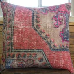 50cm - 20 Inch Vintage Carpet Rug Cushion Cover Handwoven - Worldly Traveler Series - thumbnail 2
