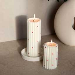 Pillar Candle With Hearts - Mother's Day Gift Family Easter Grooved Candle Grooves Soy Wax - thumbnail 3