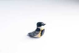 Eastern Kingbird With Crystal Figurine - Song Bird Talisman Blue Obsidian - thumbnail 1