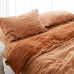 Cinnamon & Sandalwood Linen Duvet Cover Set, Boho Bedding With Pillow Shams - thumbnail 2
