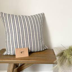Navy Cushion Bundle 3 X Linen Covers - thumbnail 3