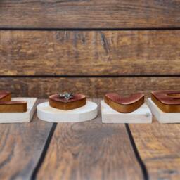 "Wooden Sign Love Great Decoration Purebred Dog in The Letter ""O" - thumbnail 2