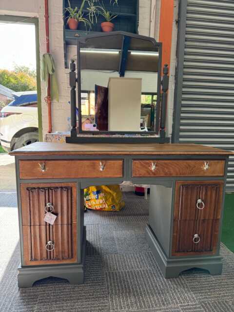 Beautiful Old Charm Linenfold Dressing Table Vintage Hand Painted Fusion Mineral Paint - image 1
