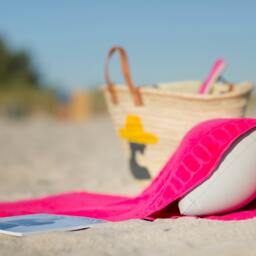 Sandori Beachrelaxer?? Beach Towel, Sheet, Bath Towel With A Removable Pillow - Fuchsia/Pink 100% Cotton Velour - thumbnail 2