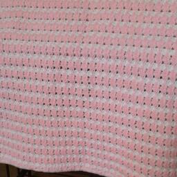 Pink & White Bubble-Pattern Baby Blanket - thumbnail 2