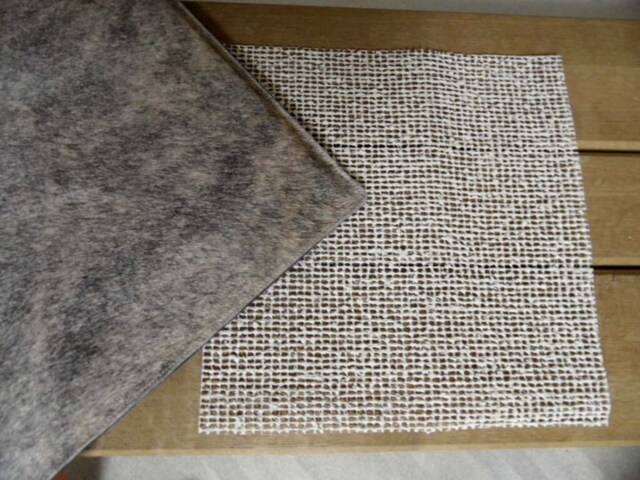 Anti-Slip Mat 30 cm X Anti-Slip - image 1