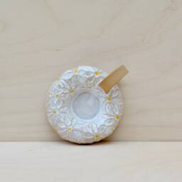 Candle Holder With Handle Marguerite Floral Pattern - thumbnail 3