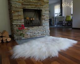 "Giant Sheepskin Icelandic 50""x 32" - thumbnail 1