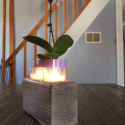Wood Candleholder - thumbnail 2