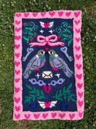 Pretty Pigeons Tufted Rug Wallhanging 95cm X 60cm - thumbnail 1
