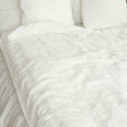 White Milk Linen Duvet Cover in Queen , King - thumbnail 2
