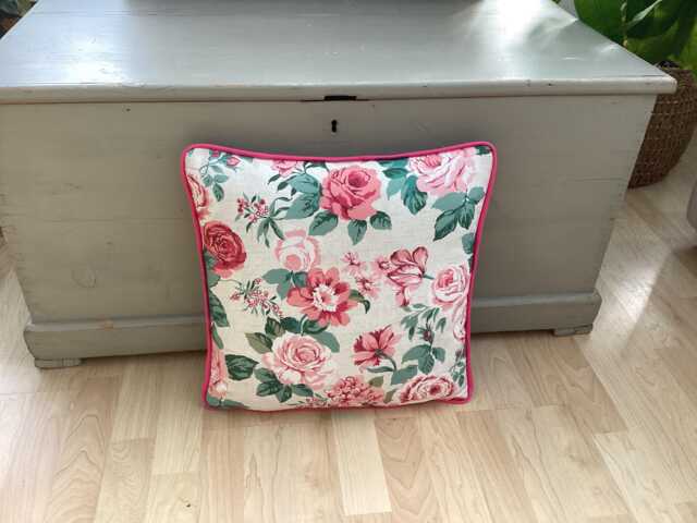 Handmade Genevieve Classic Old Rose Cream Pink Floral Piped Linen Country Botanical Throw Pillow Sham Cushion Cover - image 1