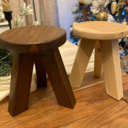 Handmade Rustic Wood Plant Stand, Slim 3-Legged Stool - 18cm - thumbnail 2