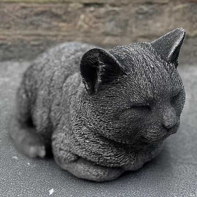 Outdoor Stone Cat Statue Concrete Cat Garden Figure Memorial Lying Kitten Sleeping Memory - image 1
