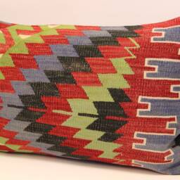 Turkish Kilim Pillow Cover 16x24, Vintage Wool Lumbar Cushion - thumbnail 3