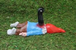 Zombie Gnomes Impaled Issac Garden/Wall Decor - thumbnail 1