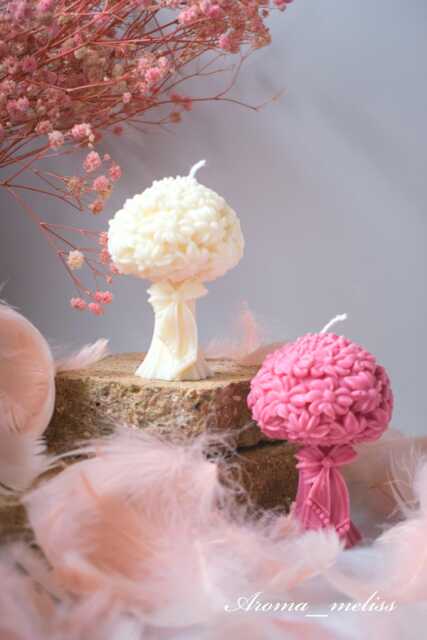 Flower Bouquet Candle Eco-Friendly Soy & Beeswax Sculpture - image 1
