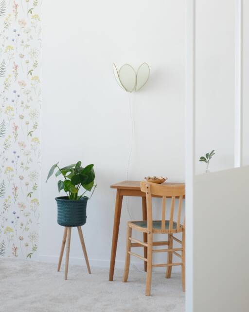 Fresh & Golden Mint Flower Wall Light - image 1