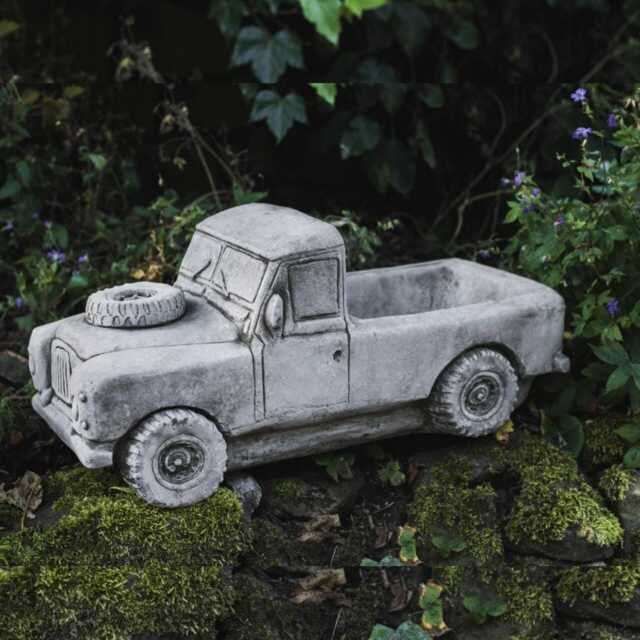 Dgs Statues Concrete Land Rover Garden Planter - image 1