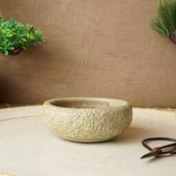 Handmade Green Mame Bonsai Pot. 8.5cm Diameter, 3cm High. G2565 - thumbnail 2