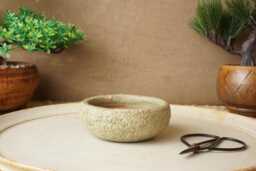 Handmade Green Mame Bonsai Pot. 8.5cm Diameter, 3cm High. G2565 - thumbnail 1