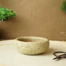 Handmade Green Mame Bonsai Pot. 8.5cm Diameter, 3cm High. G2565 - thumbnail 3