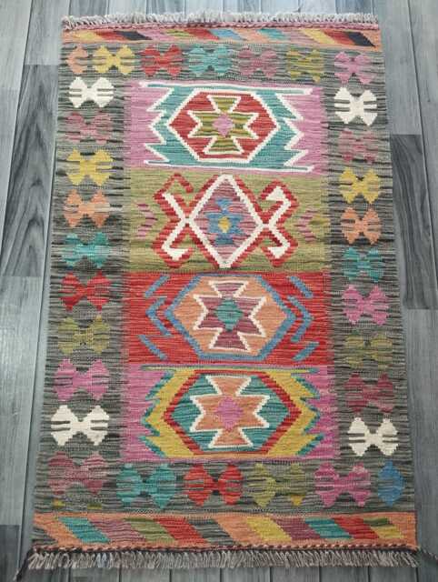 Kilim Rug Classic, Handmade Artisan Afghan Turkish Persian Rug, Navajo Moroccan Bohemian Flatweave, Natural Wool Multicolour 125x81 cm - image 1