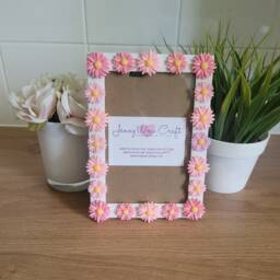 Pink Resin 3D Daisy Flatback Photo Frame 4 X 6 Inches - thumbnail 2
