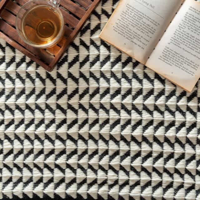 Hand Woven , Handmade Carpet Modern Style New Zealand & Blended Wool Indoor Rug. Entryway Or Runner Off White - Therugbasket - image 1
