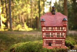 Handmade Ceramic Tealight Holder - Miniature Historic Town Hall in Melsungen, Germany - thumbnail 1