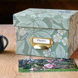 William Morris Photo Box Bramble Green, Handmade in England - thumbnail 3