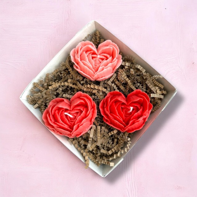 Rose Heart Soy Wax Candle Set Romantic Vegan Gift - image 1