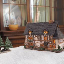 Handmade Ceramic Aroma Tealight Holder - Miniature Historic House in Lisieux, France - thumbnail 2