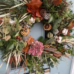 Christmas Wreath Kit. Make Your Own Large Luxury Fresh Festive Door Wreath. A Complete Workshop in A Box Includes Everything You Need.#v - thumbnail 2
