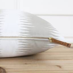 White & Beige Stripe Outdoor Pillow - 20 X Cover Lumbar Neutral Christian - thumbnail 3