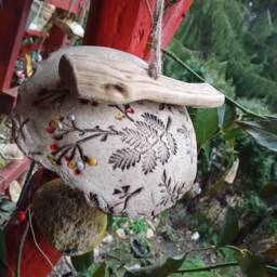 Handmade Ceramic Feed Roof - thumbnail 3