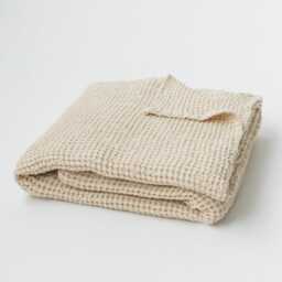 Vanilla Linen Throw Blanket - Soft Waffle Weave Summer Cozy Breathable Textured Housewarming & Home Decor Gift - thumbnail 3