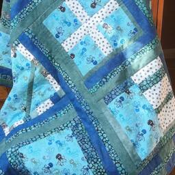 Modern Octopus Batik Quilt, Blue-Green Patchwork Throw - thumbnail 2