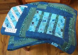 Modern Octopus Batik Quilt, Blue-Green Patchwork Throw - thumbnail 1