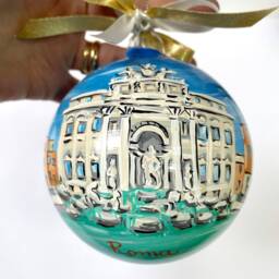 Trevi Fountain Christmas Ornament, Painted Souvenir With Italian Monuments. Precious Gift For Doctors, Architects, Lawyers & Collector - thumbnail 2