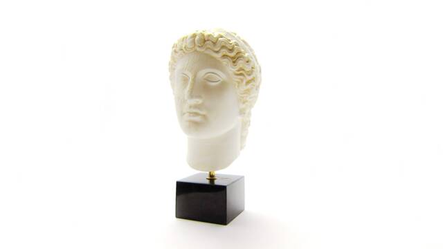 Hera Goddess Of Marriage Wife Zeus Cast Stone , Reproduction From Archaeological National Museum Athens - image 1