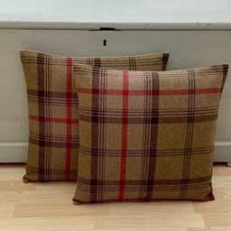 Extra-Large Tartan Plaid Tweed Cushion Cover Balmoral Hunter Collection - thumbnail 2