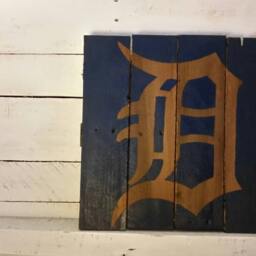 Detroit Wood Sign-Detroit Wall Sign-Pallet Wood Sign-Reclaimed Sign-Old English D Sign-Love Detroit-Pure Michigan-Tigers Sign-Wall Decor - thumbnail 3