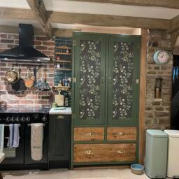 Bespoke Pantry/Larder Cabinets - thumbnail 2