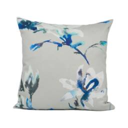 Romo - Saphira Topaz Delicate Vibrant Floral Magnolia Designer Cushion Cover Handmade Throw Pillow Luxury Home D??cor - thumbnail 3