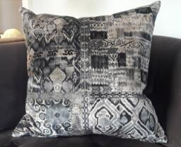 Gp&j Baker Rio in Midnight Persian Kilim Ikat Velvet Pillow Cover - thumbnail 1