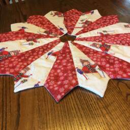 Christmas Tree Skirt, Table Top Or Full Size, Mini, Snowman, Small, Glittery, Quilted, Hand-Pieced, Glitter, Snowflakes, Red, Purple - thumbnail 2